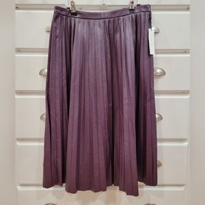 NWT Calvin Klein Pleated Faux Leather Skirt